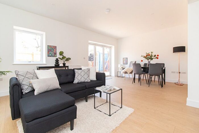 2 Bedroom Flat To Rent In Norfolk Road, Margate, Kent, CT9