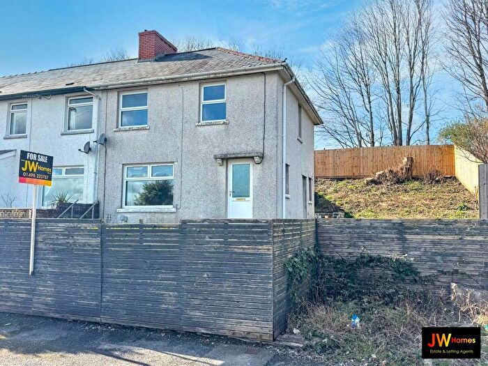 3 Bedroom End Of Terrace House For Sale In Bryngolau Terrace, Blackwood, NP12