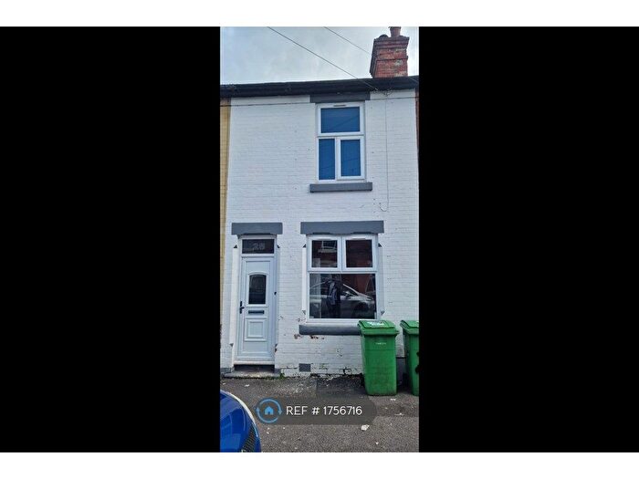 4 Bedroom Terraced House To Rent In Glentworth Road, Nottingham, NG7