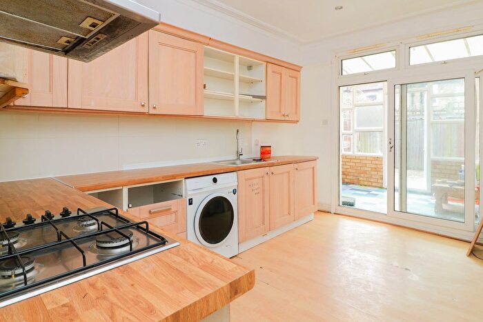 4 Bedroom Terraced House To Rent In Gassiot Road, London, SW17