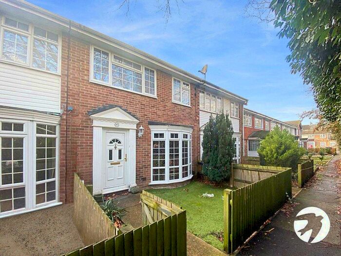 3 Bedroom Terraced House To Rent In Thistle Walk, Sittingbourne, ME10