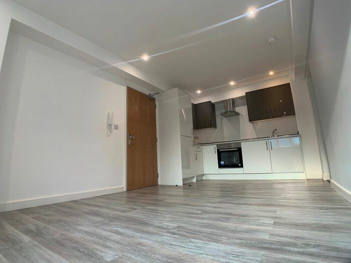 1 Bedroom Flat To Rent In Peterborough Road, Market Deeping, Peterborough, PE6