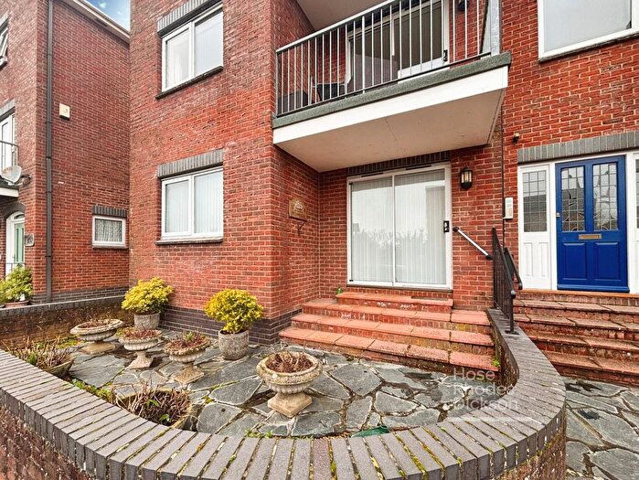 2 Bedroom Flat For Sale In Nelsons Quay, St. Helens, Ryde, PO33