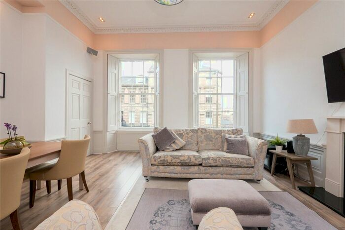 2 Bedroom Flat To Rent In Broughton Place, Edinburgh, EH1