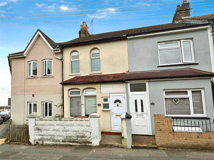 2 Bedroom Terraced House To Rent In Canterbury Street, Gillingham, Kent, ME7