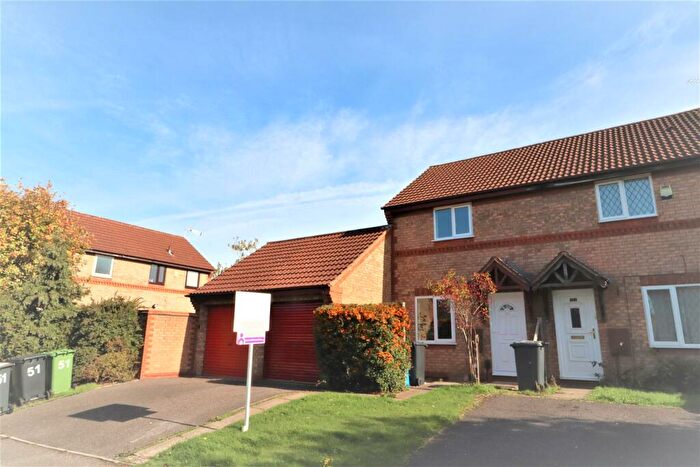 2 Bedroom Semi-Detached House To Rent In Gold Close, Maple Park, Nuneaton, CV11