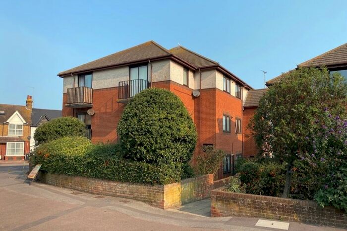 2 Bedroom Flat To Rent In George Hill Road, Broadstairs CT10