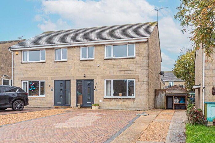 3 Bedroom Semi Detached House For Sale In Congyar Road, Tetbury, GL8