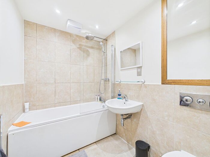 1 Bedroom Flat To Rent In Indigo Place, Dunalley Street, Cheltenham, GL50