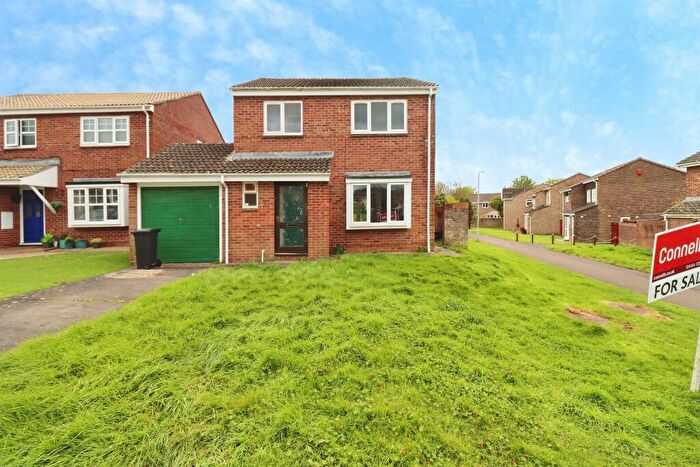 4 Bedroom Detached House For Sale In Wiltshire Avenue, Yate, Bristol, BS37