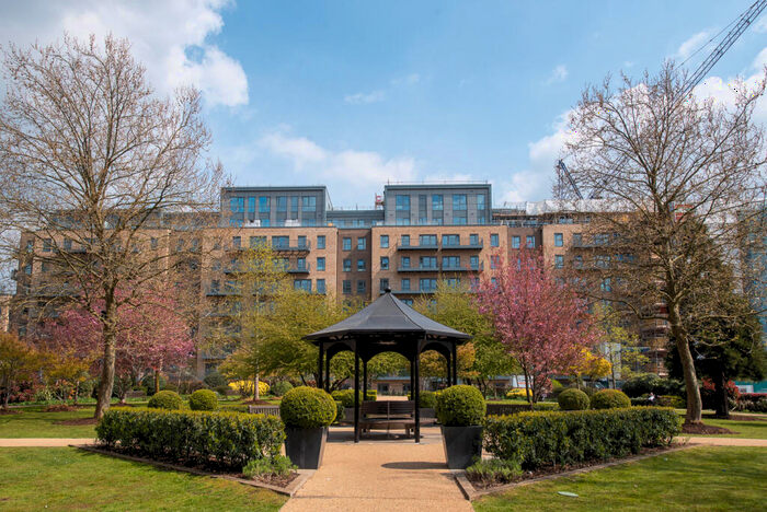 1 Bedroom Apartment For Sale In Beaufort Square, Colindale, NW9