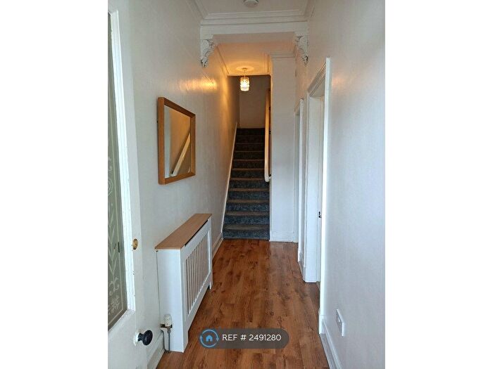4 Bedroom Semi-Detached House To Rent In Bo'ness Road, Grangemouth, FK3