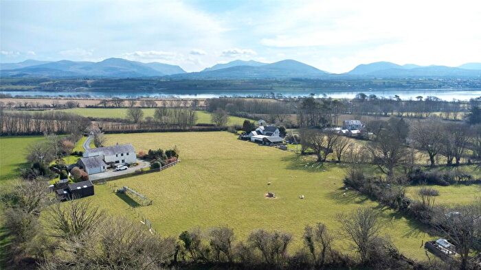 4 Bedroom Detached House For Sale In Brynsiencyn, Llanfairpwll, Isle Of Anglesey, LL61