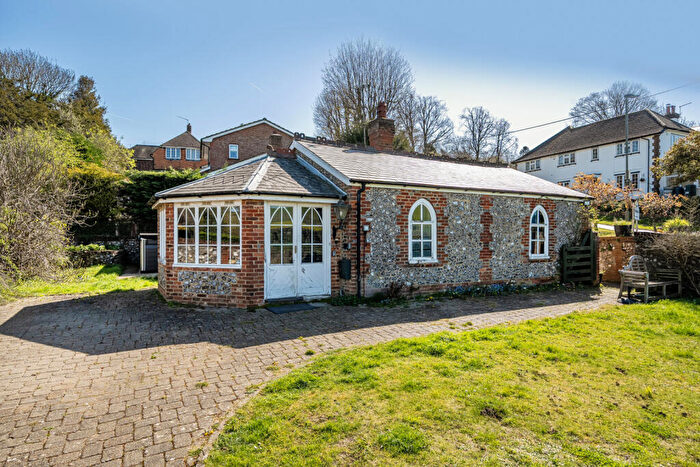 3 Bedroom Detached House For Sale In Rushmore Hill, Orpington, BR6