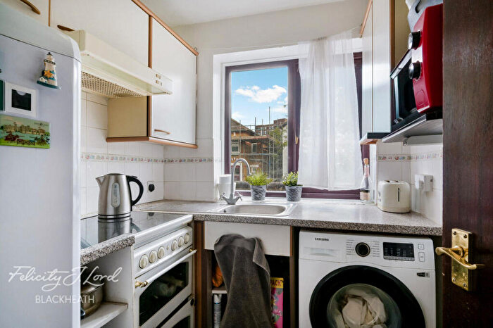 1 Bedroom Flat For Sale In Charlton Church Lane, London, SE7