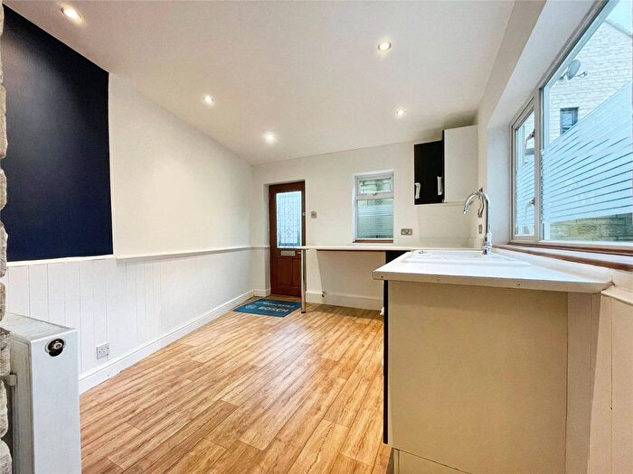 1 Bedroom Flat For Sale In Gloucester Road, Cirencester, Gloucestershire, GL7