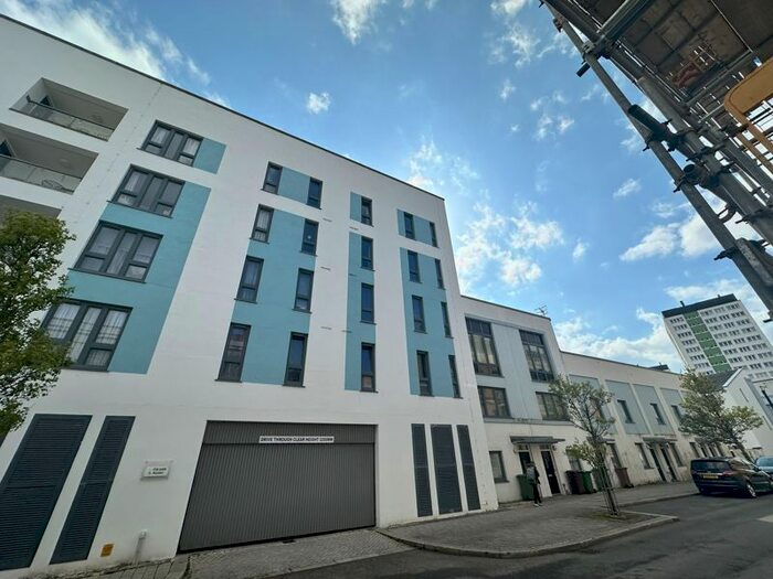 2 Bedroom Flat To Rent In Duke Street, Devonport, Plymouth, Plymouth, PL1