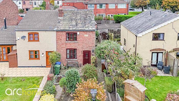 2 Bedroom Semi-Detached House For Sale In Millers Lane, Atherton, Manchester, M46