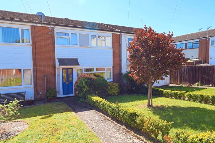 3 Bedroom Terraced House For Sale In Acton Park Way, Wrexham, LL12