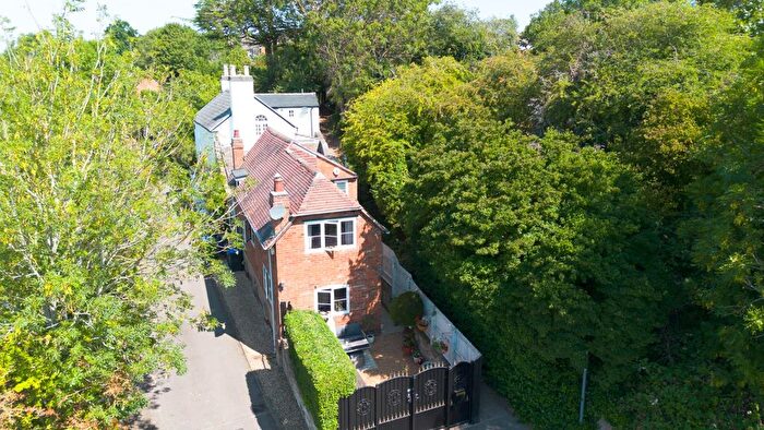 Property For Sale In Rock Mill Lane, Leamington Spa, CV32