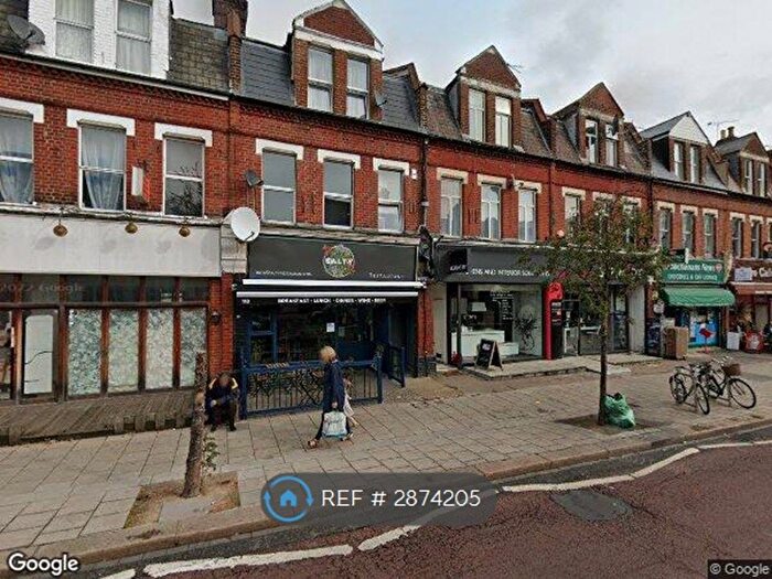 2 Bedroom Flat To Rent In Heath Road, Twickenham, TW1