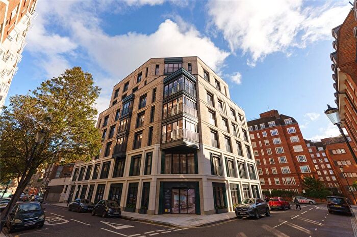 3 Bedroom Flat For Sale In The Lucan, Lucan Place, London, SW3