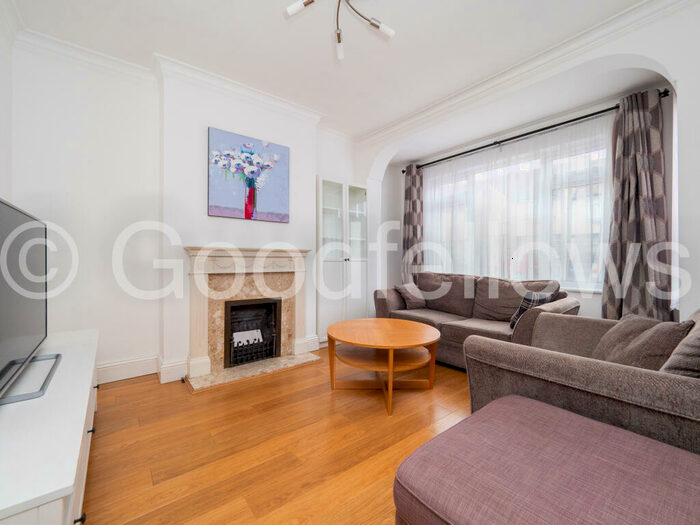 3 Bedroom Terraced House To Rent In Cowper Gardens, Wallington, SM6