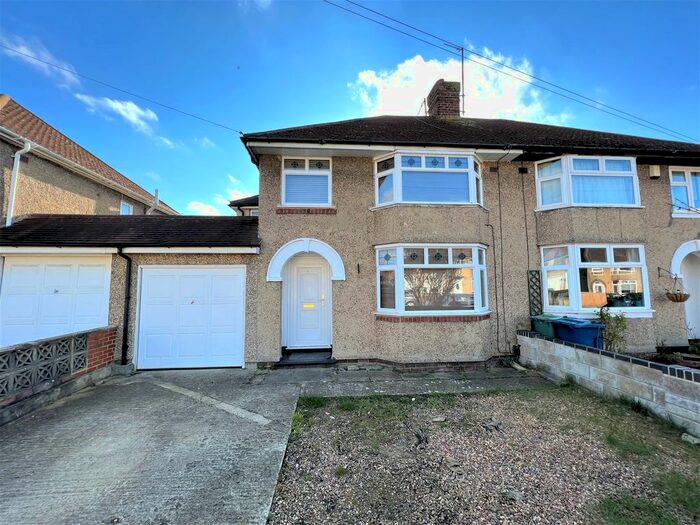 4 Bedroom Property To Rent In St. Lukes Road, Cowley, Oxford, OX4