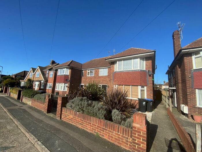 2 Bedroom Maisonette To Rent In Ramsgate, CT11