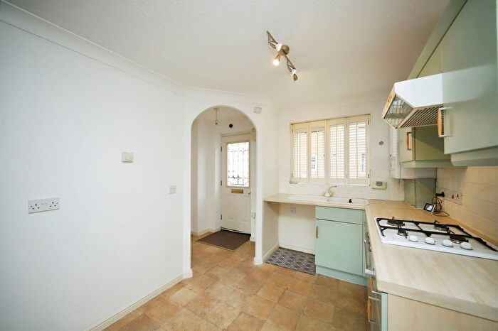 2 Bedroom Terraced House For Sale In Cheddon Mews, Taunton, TA2