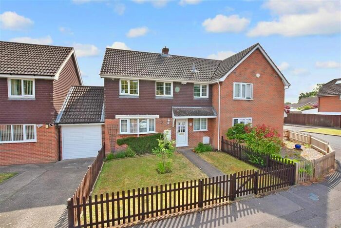 3 Bedroom Semi-Detached House For Sale In Millfield Road, West Kingsdown, Sevenoaks, Kent, TN15