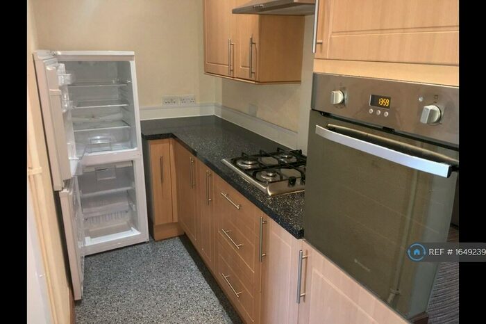 1 Bedroom Flat To Rent In Watson Crescent, Edinburgh, EH11