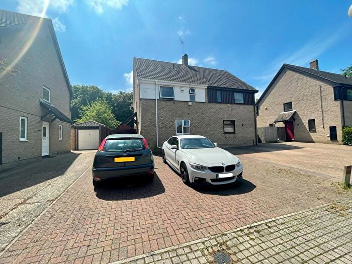 3 Bedroom House To Rent In Rushleys Close, Loughton, Milton Keynes, MK5