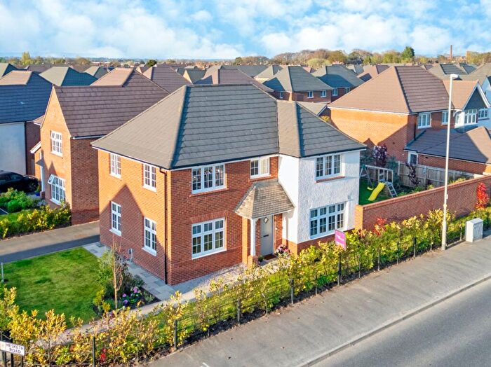 4 Bedroom Detached House For Sale In Chancel Way, Burscough, L40