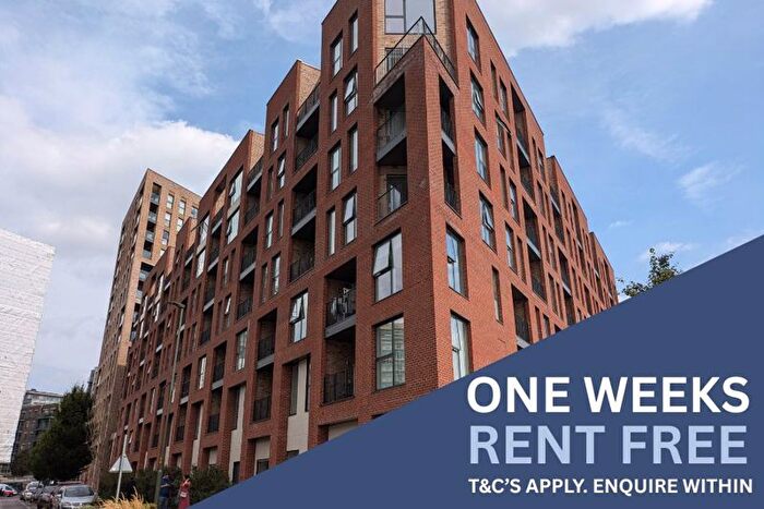 2 Bedroom Flat To Rent In Umber House, Lismore Boulevard, NW9