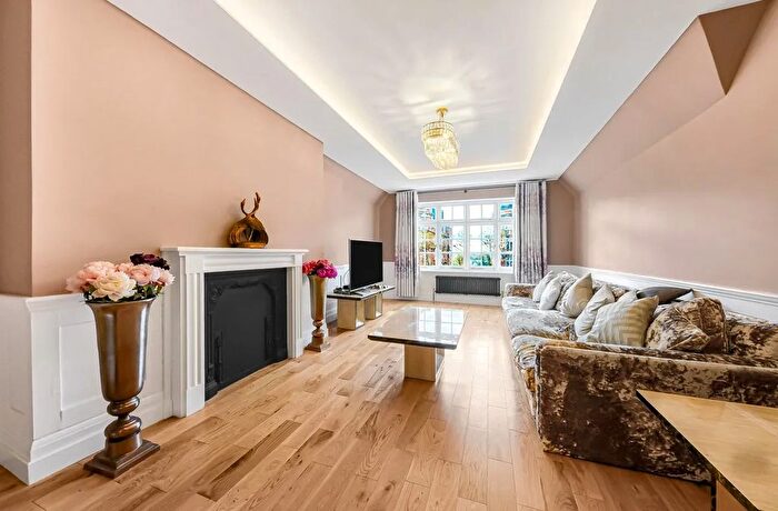 5 Bedroom Flat To Rent In Clifton Court, Northwick Terrace, St Johns Wood, NW8