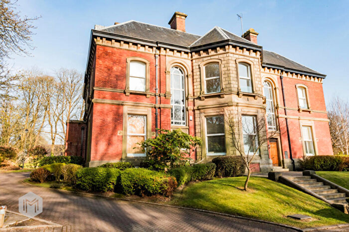 2 Bedroom Apartment To Rent In Clevelands Drive, Bolton, Greater Manchester, Uk, BL1