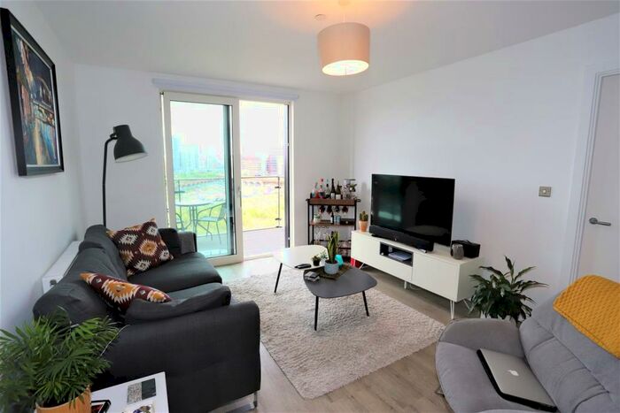 2 Bedroom Apartment To Rent In Middlewood Locks, Lockgate Square, M5