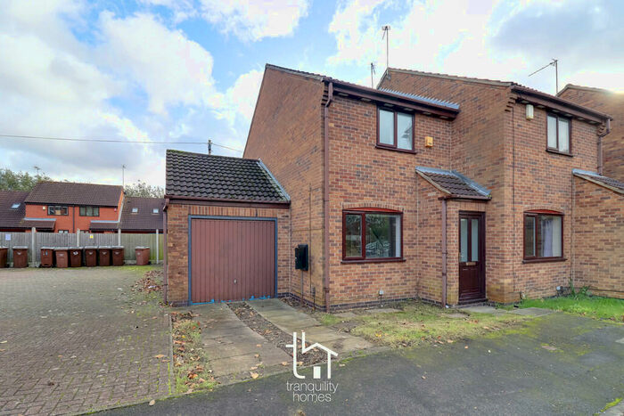 2 Bedroom Semi-Detached House To Rent In The Friary, Lenton, NG7