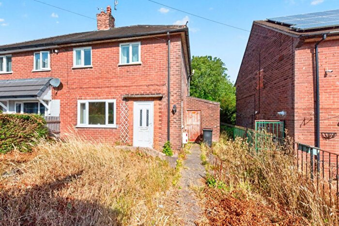 3 Bedroom Semi-Detached House For Sale In Droitwich Close Silverdale, Newcastle, ST5