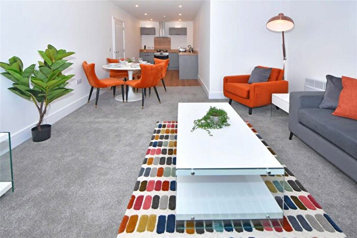 1 Bedroom Apartment To Rent In Queens Gardens, The Ironmarket, Newcastle Under Lyme, Staffordshire, ST5