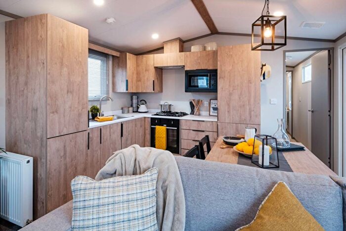 2 Bedroom Lodge For Sale In Pool View Caravan Park, Buildwas, Telford, TF8