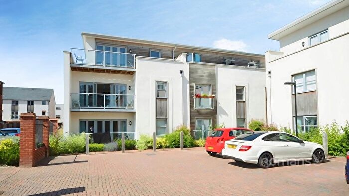 2 Bedroom Flat To Rent In Idsworth Court, Basingstoke, RG24