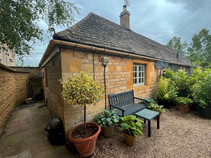 1 Bedroom Barn Conversion To Rent In Didbrook Fields, Toddington, GL54