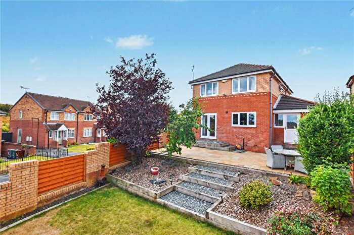 4 Bedroom Detached House For Sale In Sandpiper Approach, Morley, Leeds, West Yorkshire, LS27