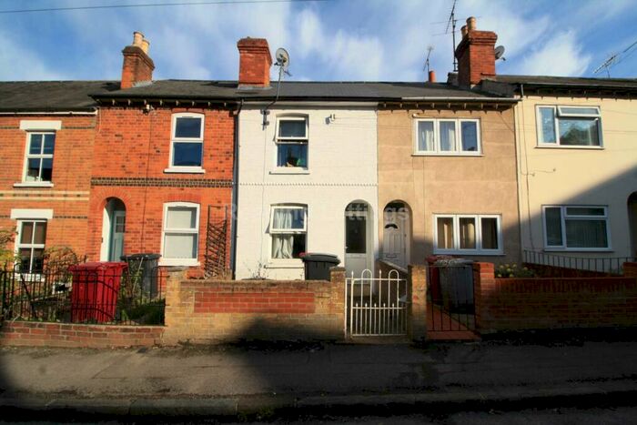 3 Bedroom House To Rent In Blenheim Gardens, Reading, RG1