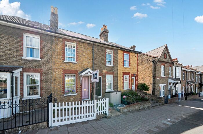 2 Bedroom Terraced House For Sale In White Horse Hill, Chislehurst, Kent, BR7