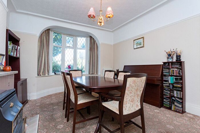 3 Bedroom Semi-Detached House For Sale In First Avenue, Ashton-On-Ribble, PR2