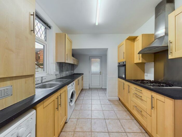 2 Bedroom Terraced House To Rent In Westminster Avenue, Holderness Road, HU8