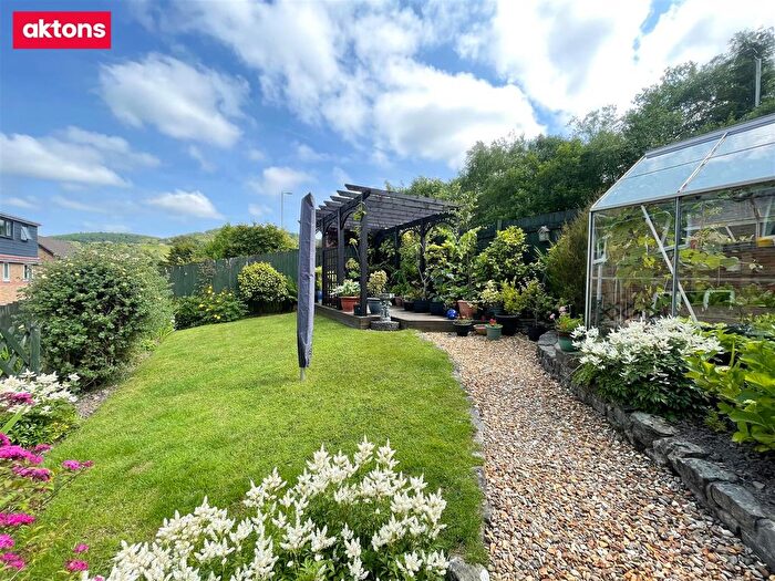 4 Bedroom Detached House For Sale In Pant Llygodfa, Caerphilly, CF83